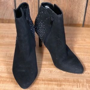 Black ankle boots size 8 Me Too